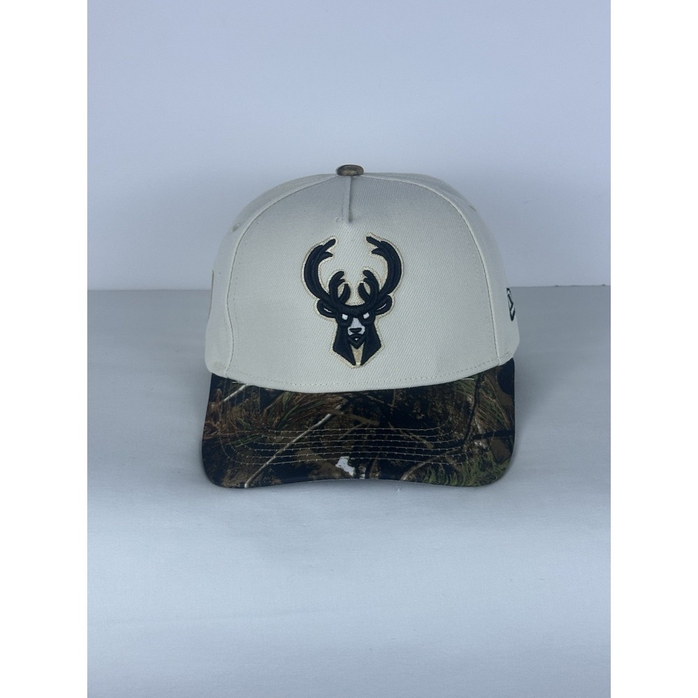 Milwaukee Bucks New Era 9FORTY SnapBack Baseball Hat Cap Camo NBA NWOT